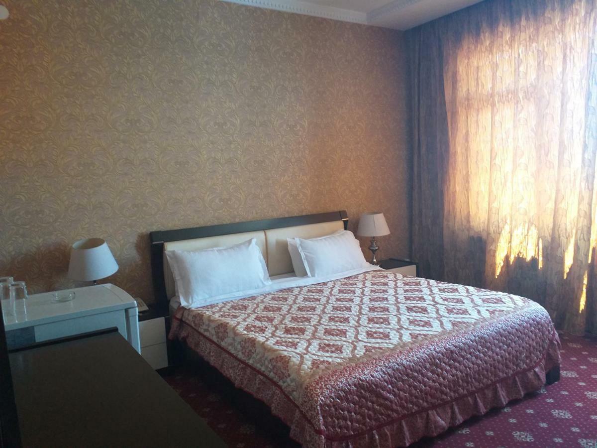 Seoul Hotel Shymkent Exterior photo
