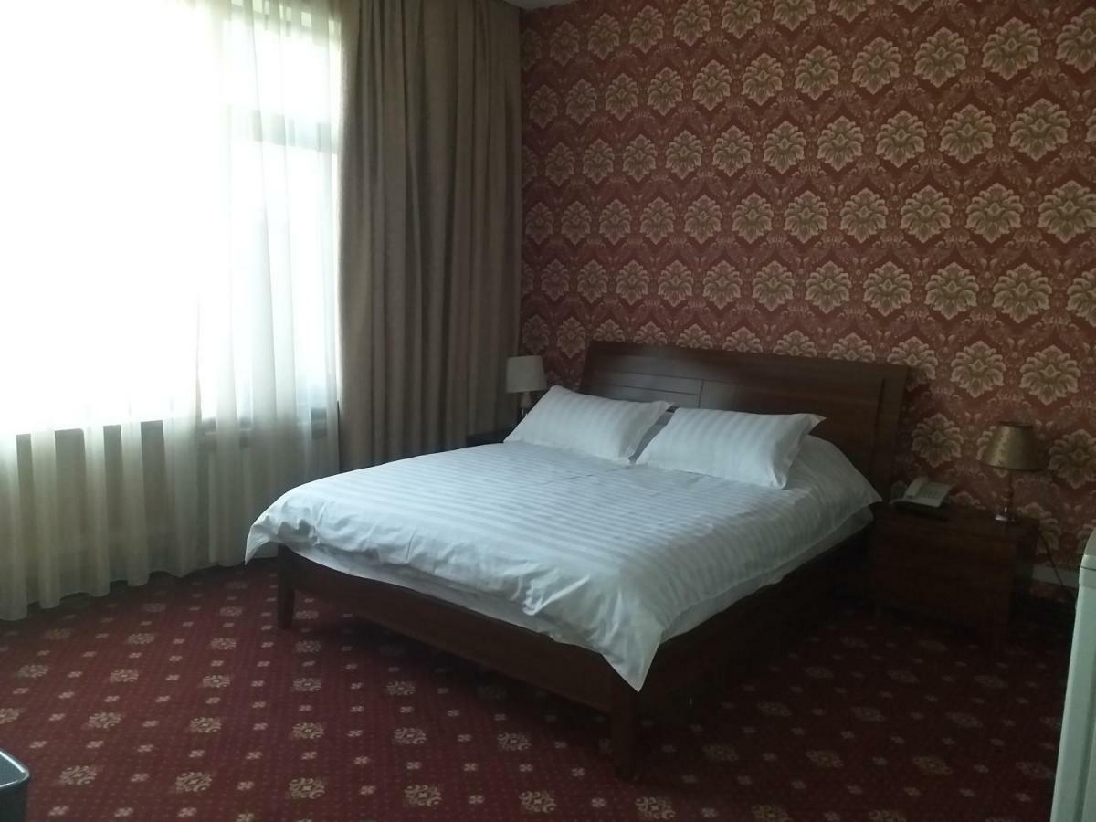 Seoul Hotel Shymkent Exterior photo